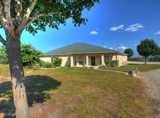 411 Honor Dr, Kerrville, TX 78028