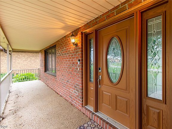 5th image of 104 Creed Cir