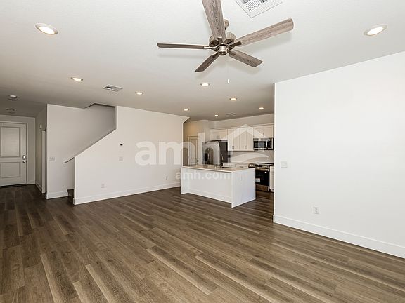 5th image of 8750 Begonia Ct