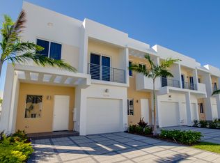 7187 NW 103rd Path, Doral, FL 33178