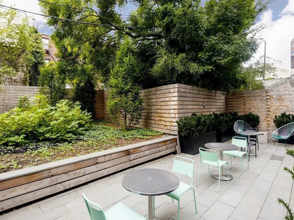 280 Metropolitan Avenue image 9 of 10