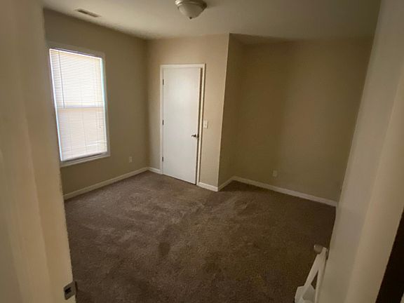2nd image of 1815 1/2 Clyde Ct