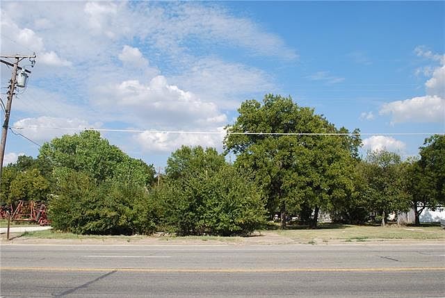 1st image of 601 Abbott Ave