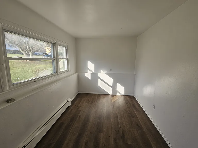 13 Regina Dr — Photo 23