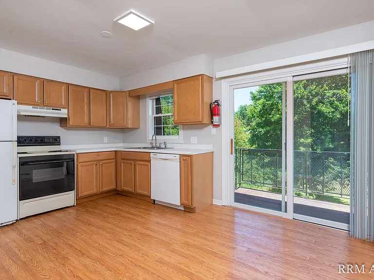 Prairie Ridge Apartments — Photo 10