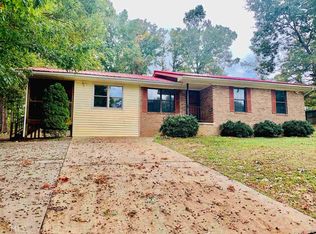 3218 Thousand Oaks Dr, Gainesville, GA 30507