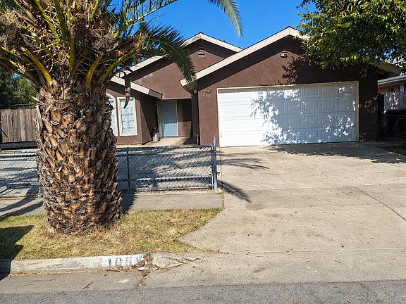 3rd image of 1055 Celaya Street