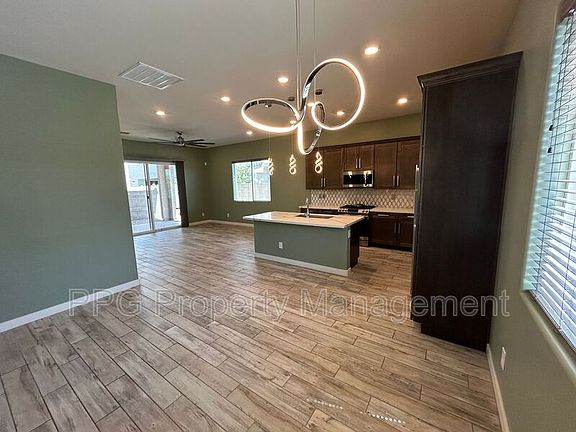 5th image of 15965 N 74th Ln