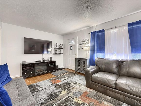 5th image of 2595 S Hooker St