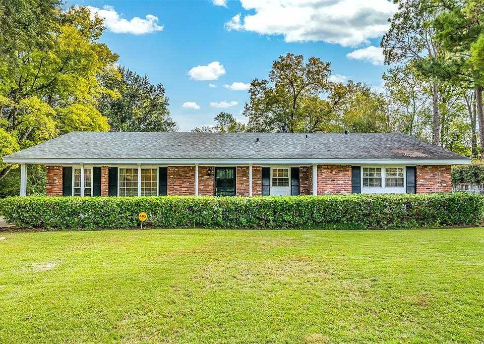 1st image of 3437 Sommerville Dr