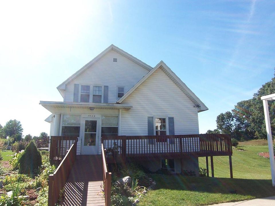 1st image of 7940 Bush Dr NE