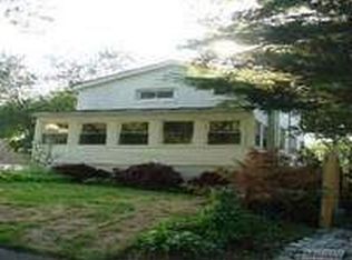 94 Palm Rd, Rocky Point, NY 11778