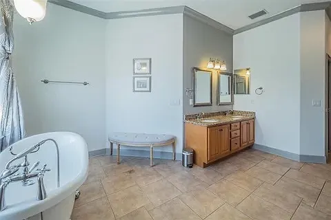 30442 Island Club Dr — Photo 8
