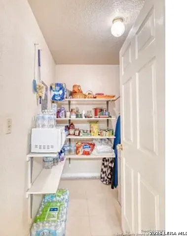 622 S Oak St — Photo 9