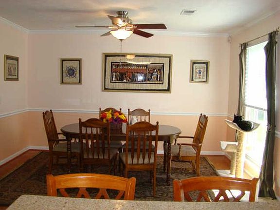 5th image of 409 Valley View Dr