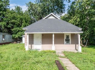 1610 N 3rd St, Neodesha, KS 66757