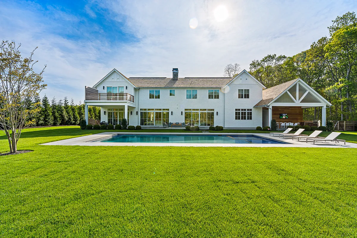 Building Photo - 1449 Deerfield Rd