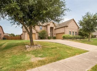 916 Vickery Dr, Desoto, TX 75115
