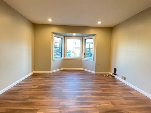 8 Purdue Ct #1R, Staten Island, NY 10314