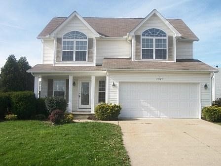 1st image of 1321 Waterbury Dr