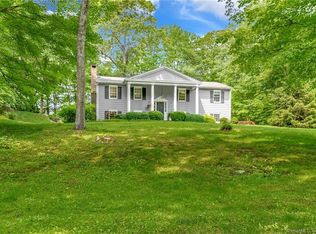 166 Picketts Ridge Rd, Redding, CT 06896