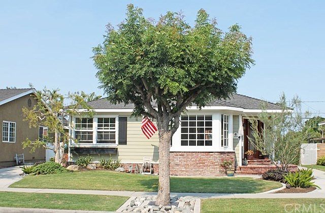 1st image of 4909 Briercrest Ave
