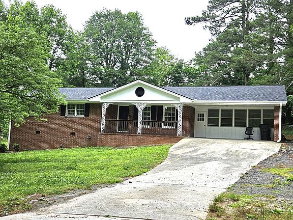 2nd image of 1708 Pine Cir