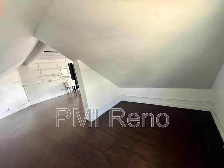 46 W 10th St #1 — Photo 6