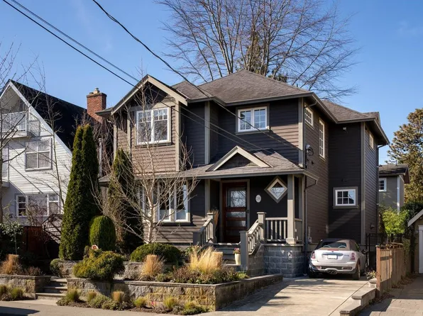 238 Richmond Ave, Victoria, BC V8S 3X8