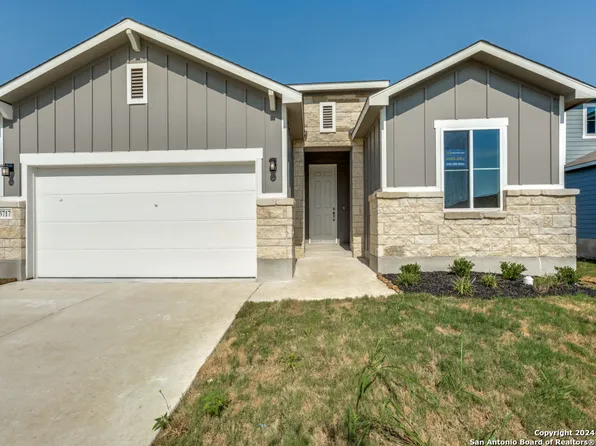 3717 Tripps Place, Seguin, TX 78155