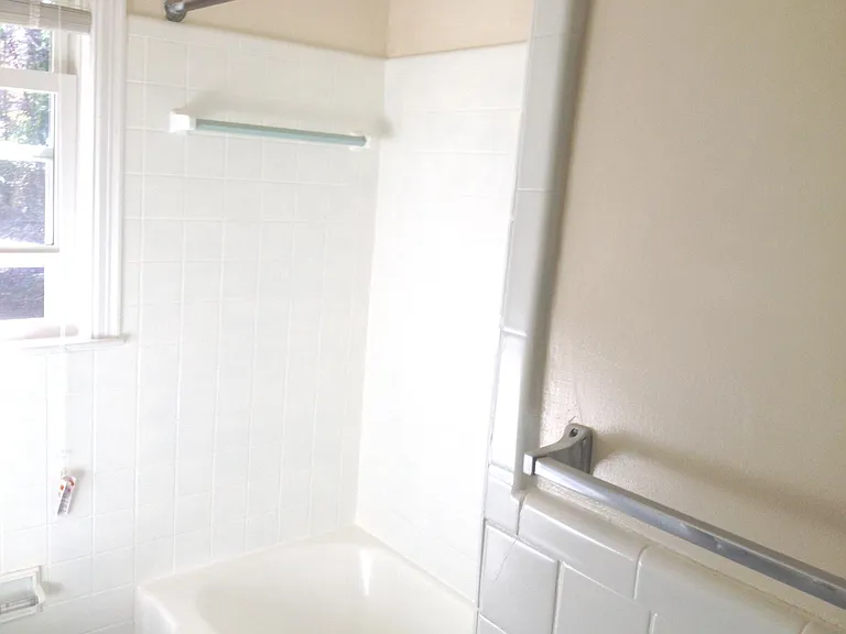 1639 Adelia Pl NE — Photo 12