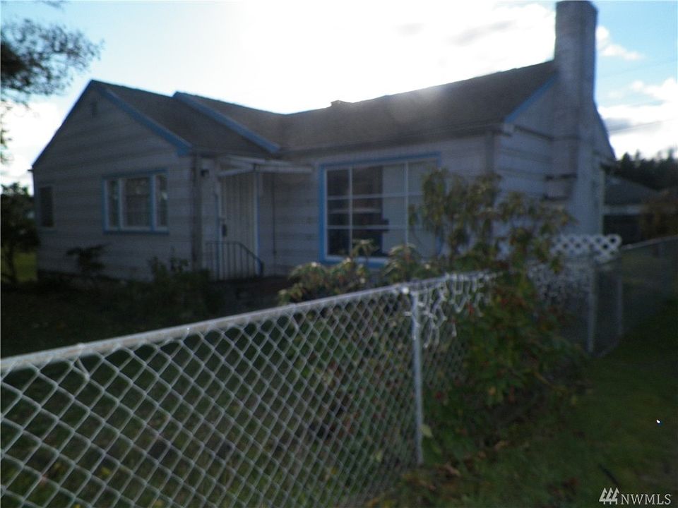 1st image of 223 E F St