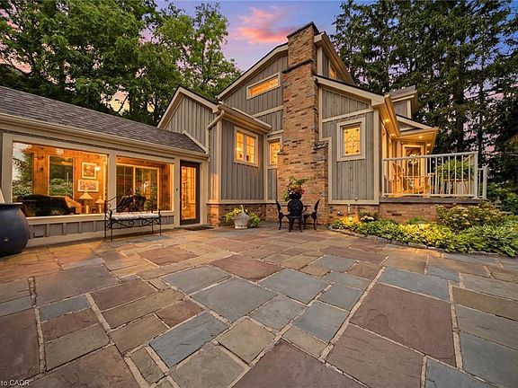 2nd image of 44 New Mountain Rd