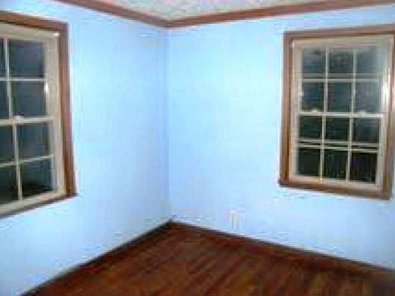 4th image of 4608 Meadow Ct