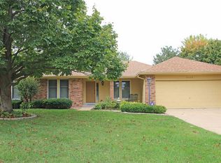 5425 Chapelford Ln, Saint Louis, MO 63119