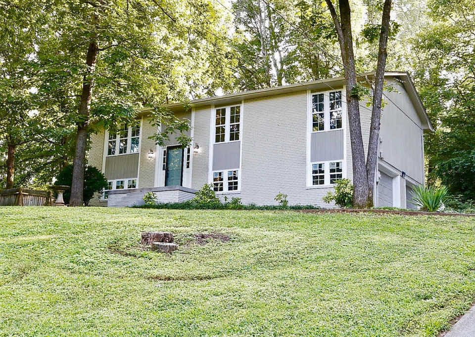 1st image of 1621 Southshire Ln