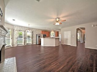 1611 Winston Homestead Dr, Richmond, TX 77406