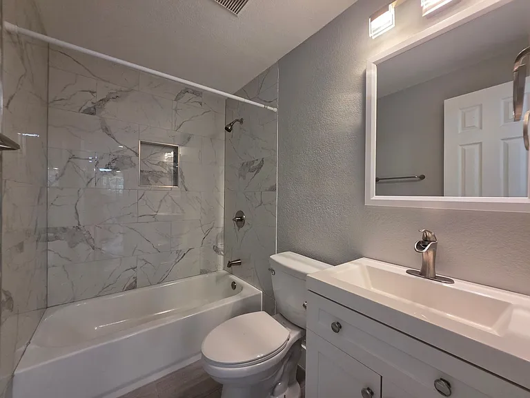 4470 W 109th Pl — Photo 18
