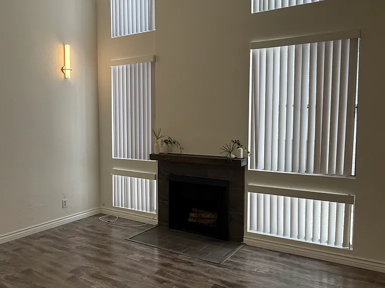 1751 S Bentley Ave #7 — Photo 6