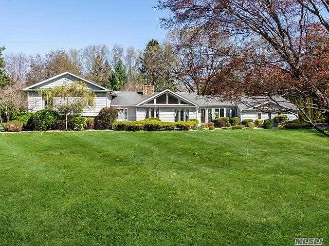1st image of 10 High Meadow Ln