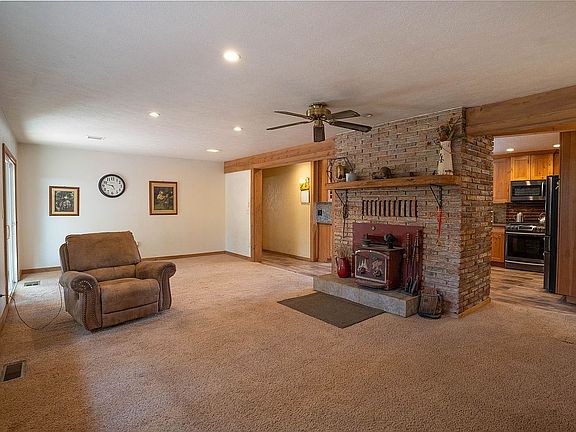 Large Main Livingroom