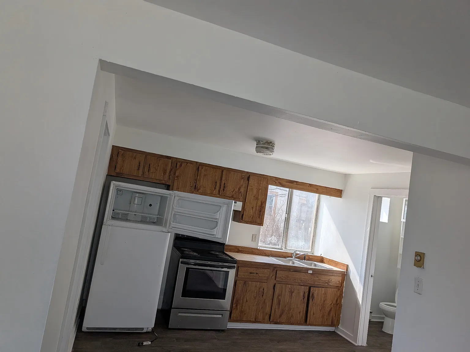 6631 Chester Ave — Photo 4