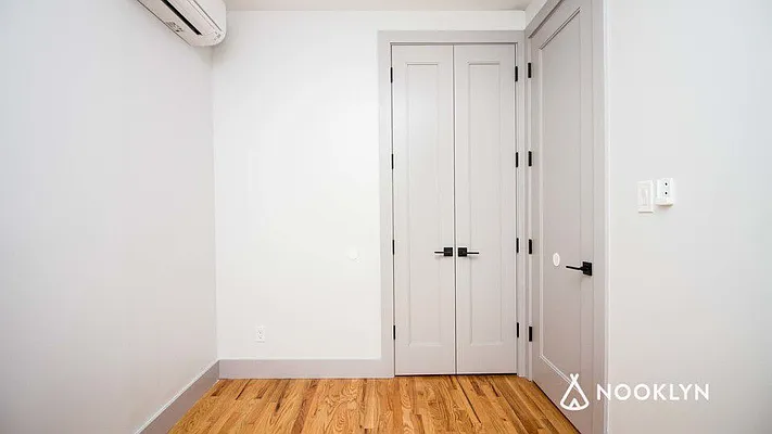 Rented by Nooklyn NYC LLC | media 57