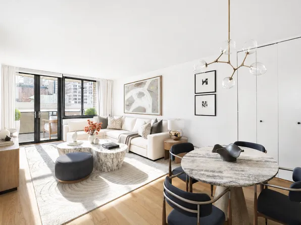 407 Park Avenue South image 1 of 7