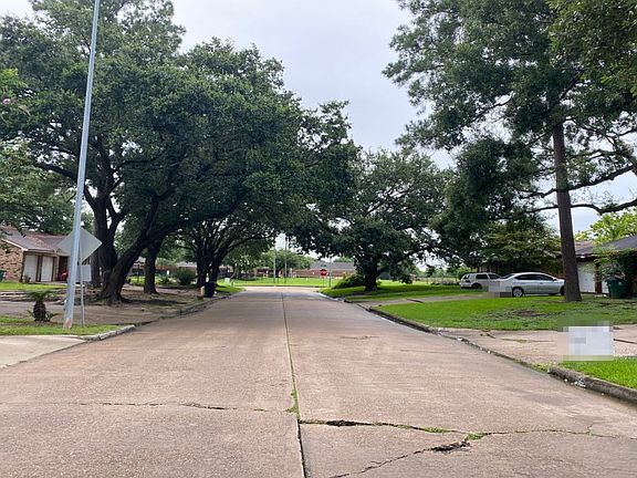 5th image of 603 Grand Oaks Dr