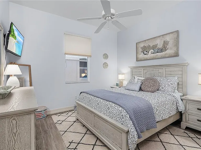 12595 Grandezza Cir — Photo 14