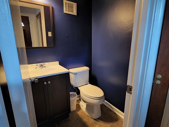 4th image of 6337 Gildar St