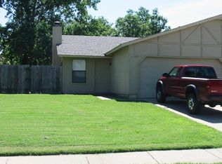 1111 N Narcissus Ave, Broken Arrow, OK 74012