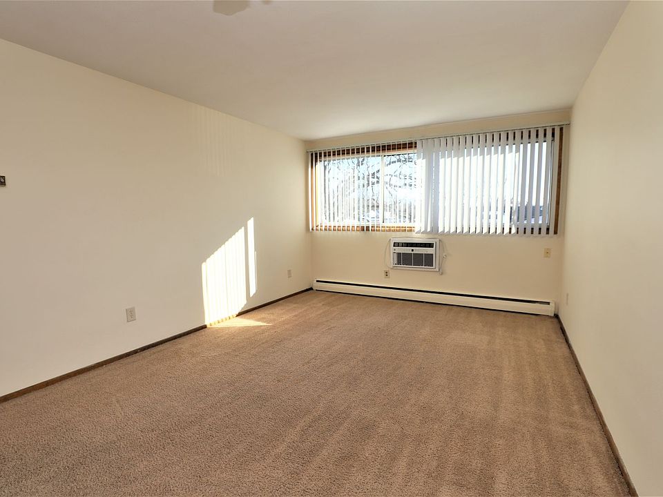 Building Photo 5