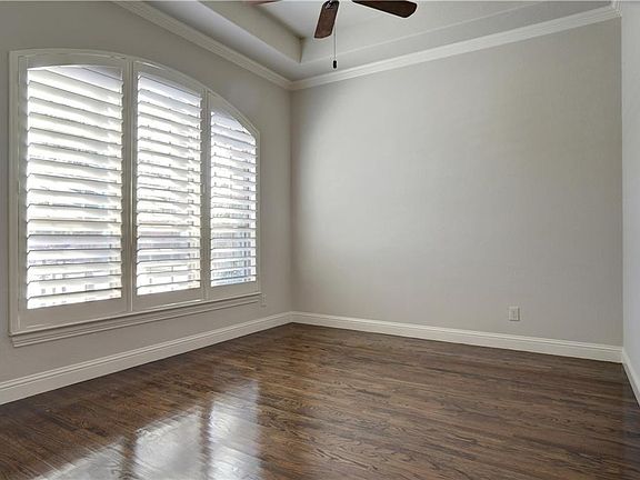 2nd image of 5420 Rowlett Creek Way